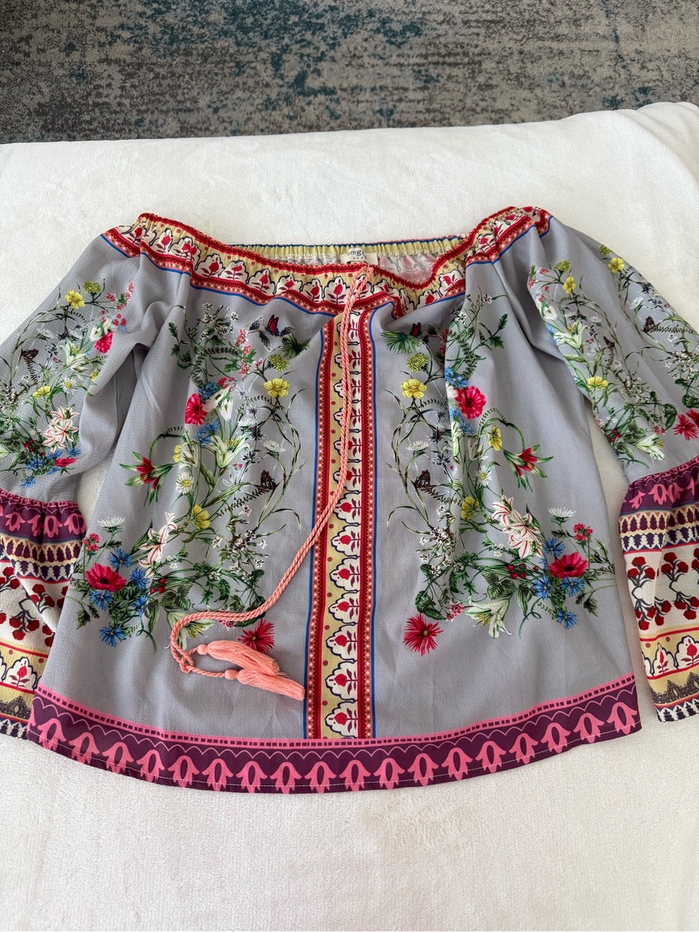 Umgee Plus Floral Bell Sleeve On or Off Shoulder Top Blouse Grey Medium E06